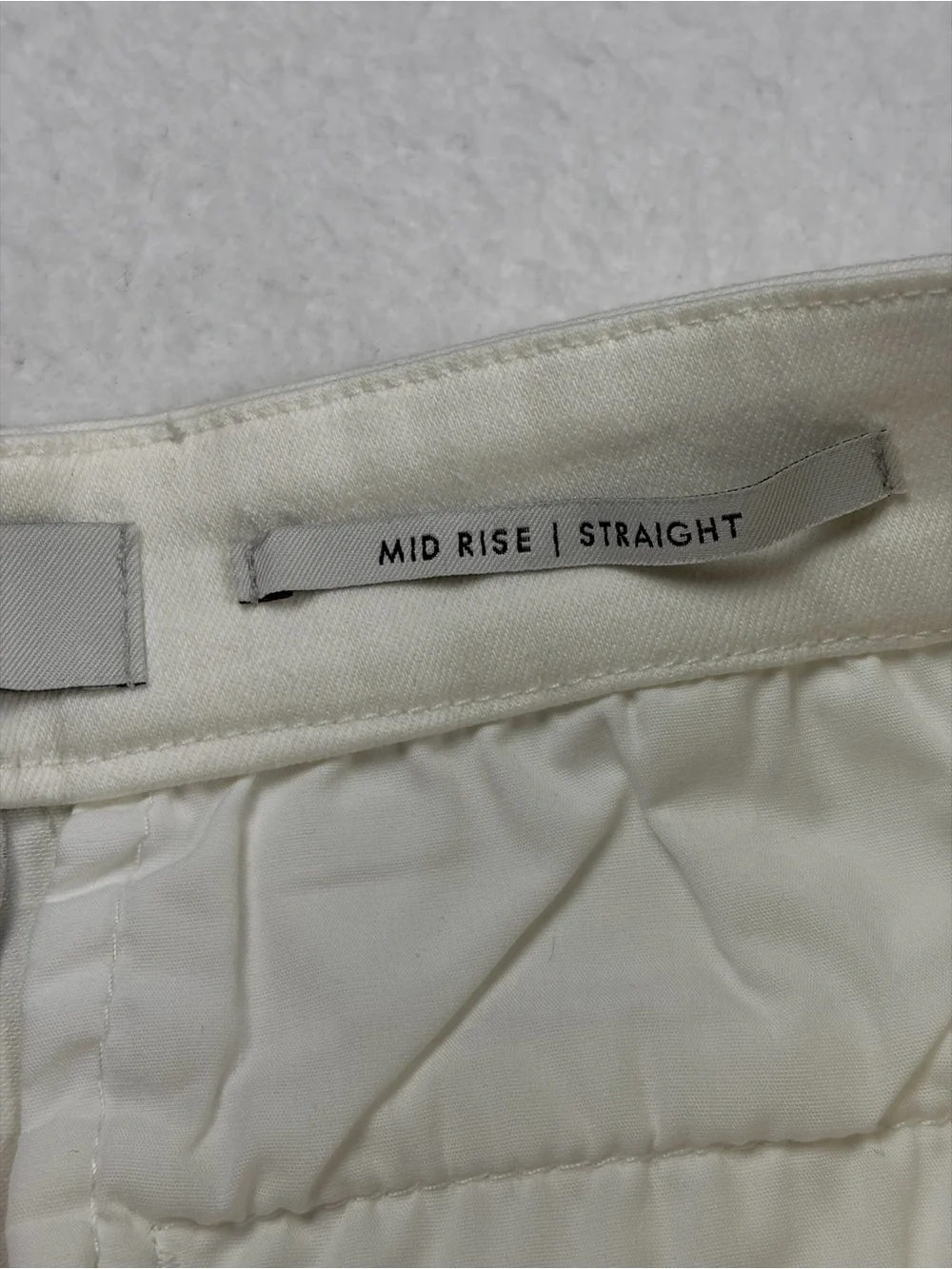 NIC+ZOE | Off-White Ankle Crop raw hem mid rise straight | Jeans size 10‎